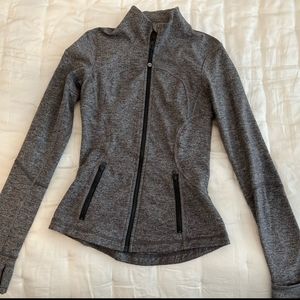 Lululemon define zip up jacket size 4 small